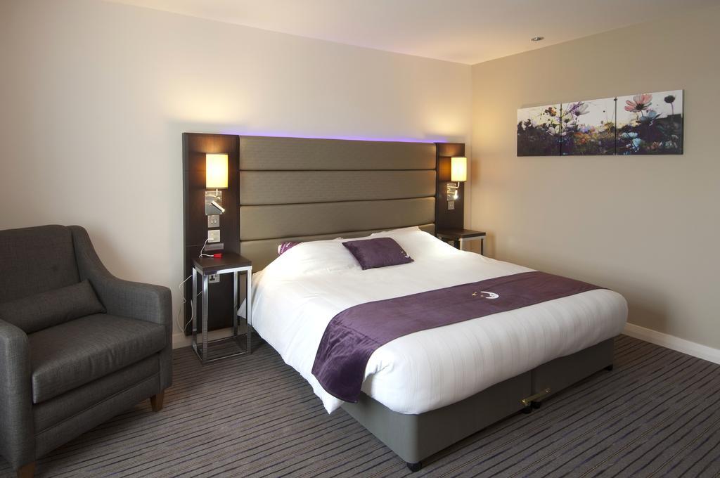 Premier Inn Dover Central - Eastern Ferry Terminal Номер фото